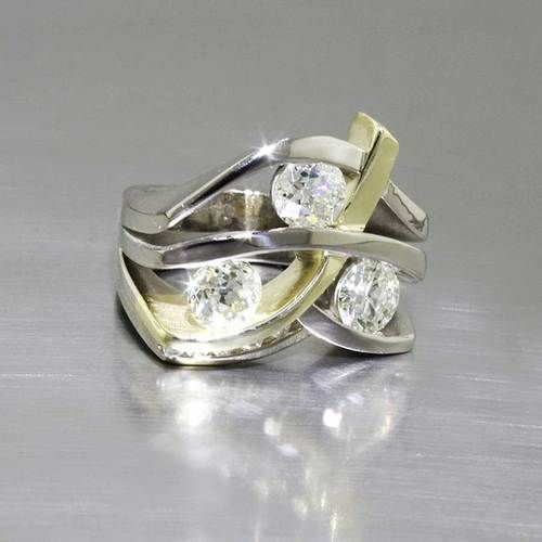 Bague en Or et Argent Vintage Sertie de Zircons