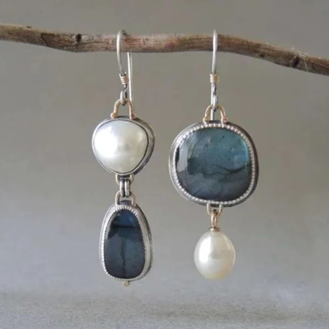 Boucles d’oreilles vintage bleues et perles