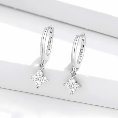 DAISY™ | Boucles d’Oreilles Clous Fleur