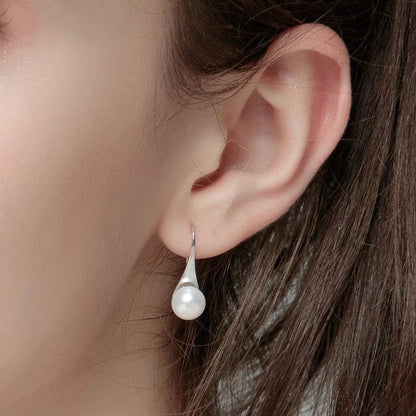 Éloïse™ | Boucles d’oreilles pendantes classiques avec perle