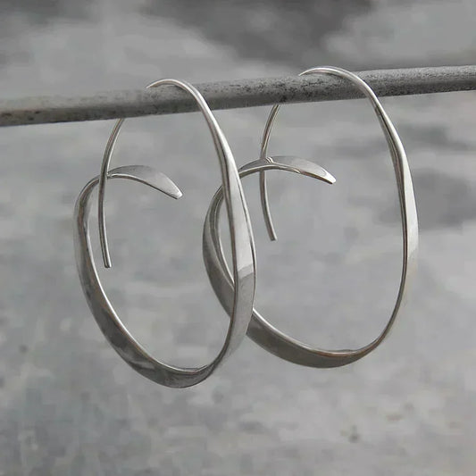 Boucles d’Oreilles Raffinées en Spirale
