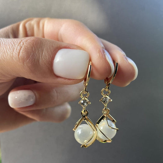 Pendantes en opale blanche