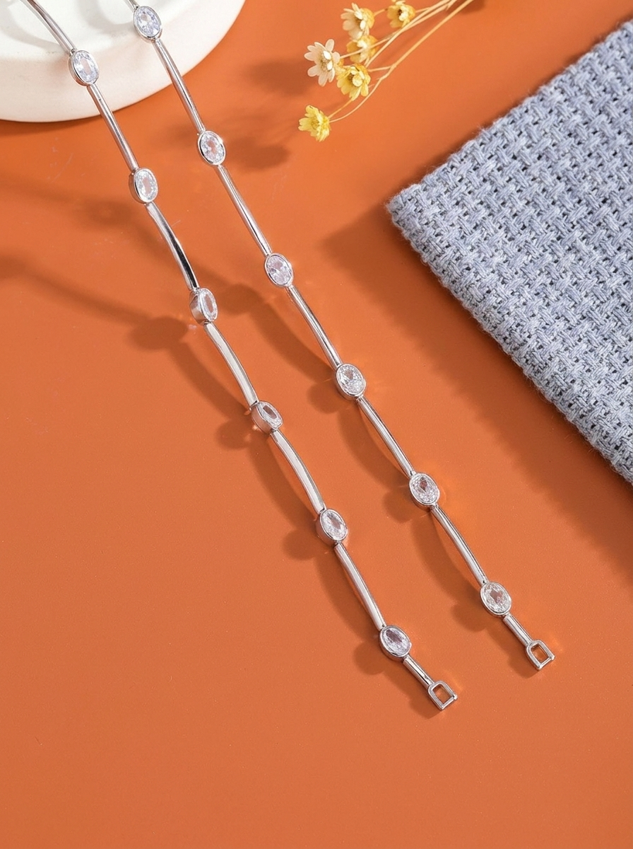 Élégant bracelet avec zirconias en or