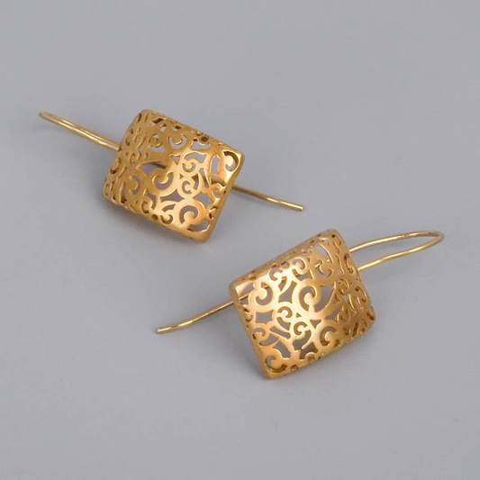 Boucles d’Oreilles Dorées en Motif Lierre