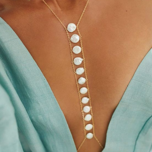 Élégant Collier Vintage Orné de Perles Pendantes